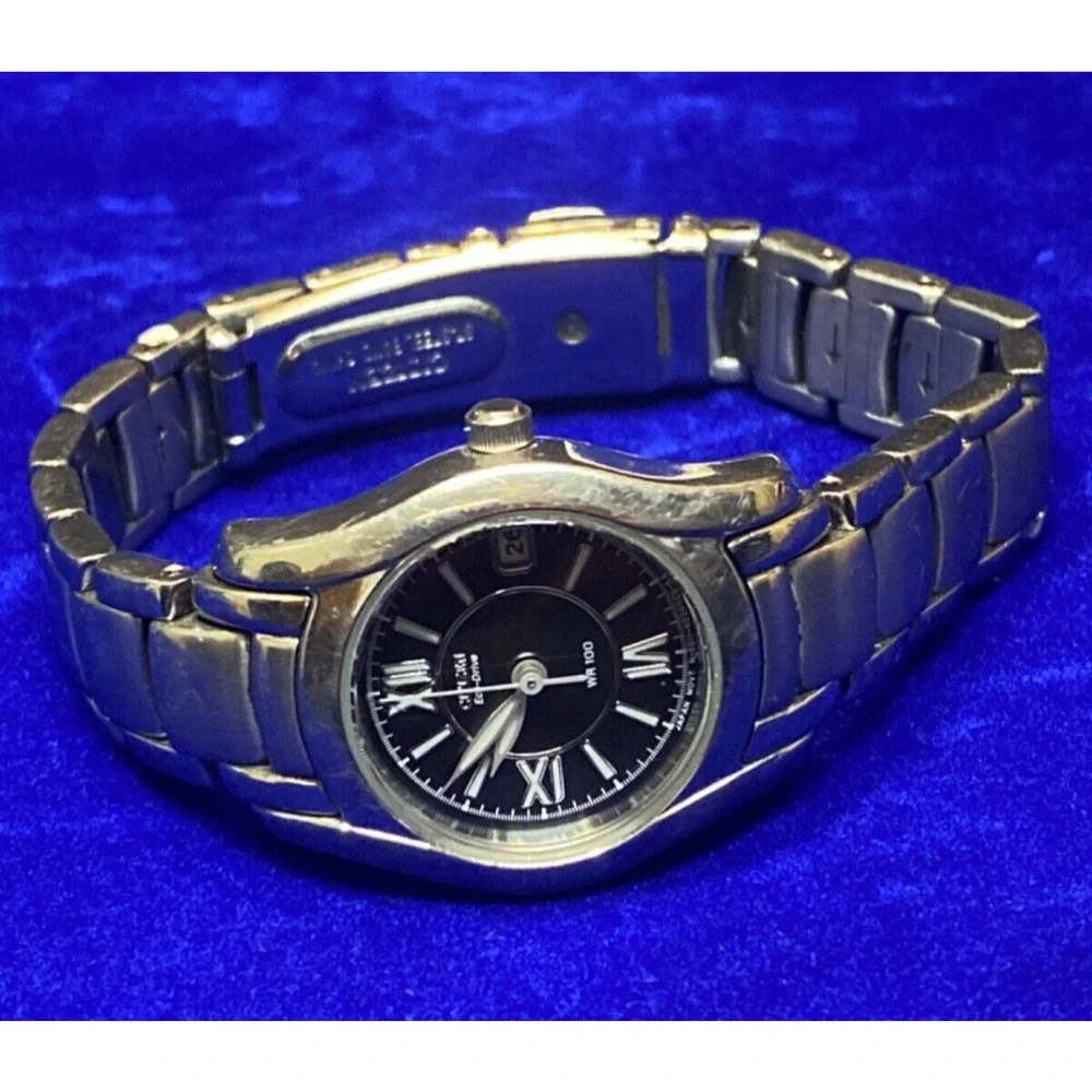 Citizen Eco Drive Women's Watch Silver Black